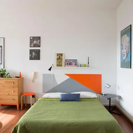 Apartment Fra House